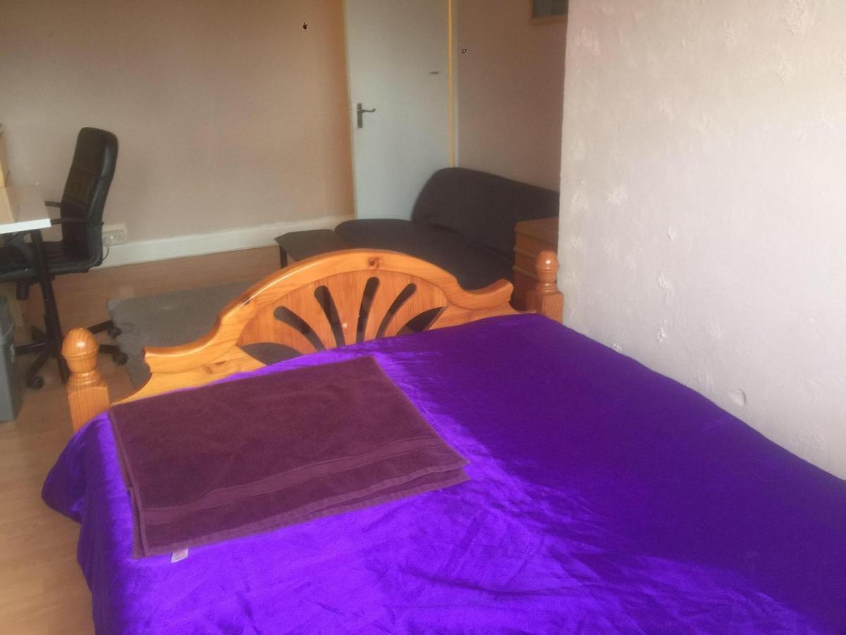 Dach Apartments - Cozy 3 Bed Apartment In Hendon إدجوير المظهر الخارجي الصورة