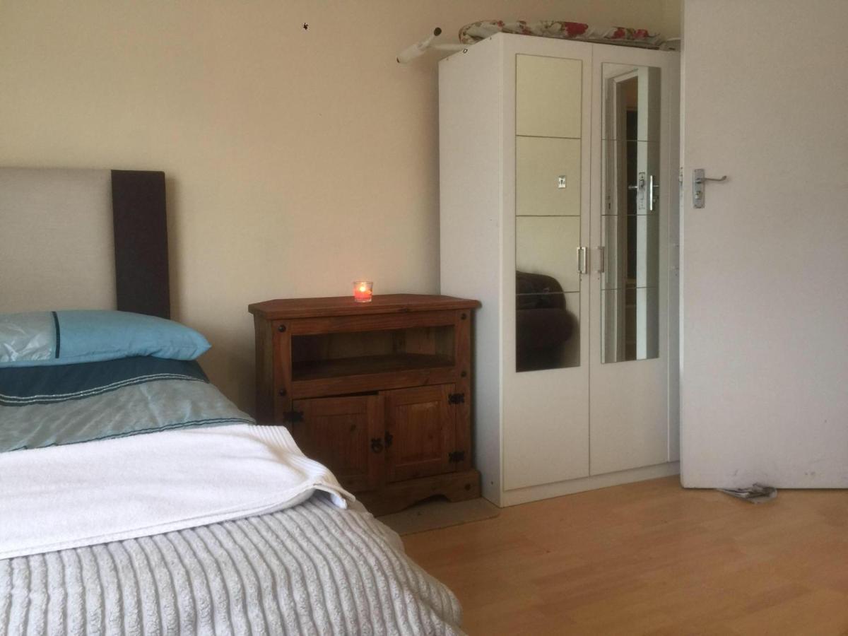 Dach Apartments - Cozy 3 Bed Apartment In Hendon إدجوير المظهر الخارجي الصورة
